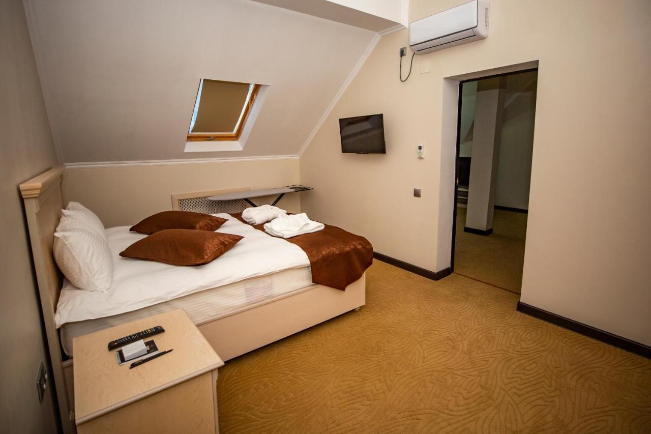 Sulo Atyrau Hotel Luaran gambar